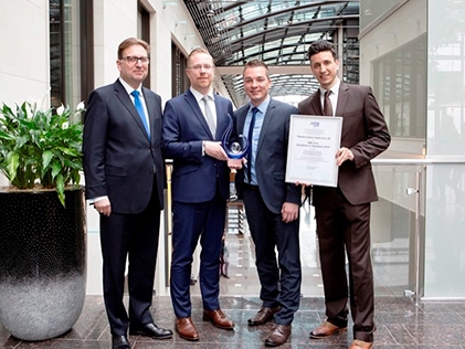 apsolut gratuliert Phoenix Contact zum Gewinn des BME-Awards „Excellence in eSolutions“
